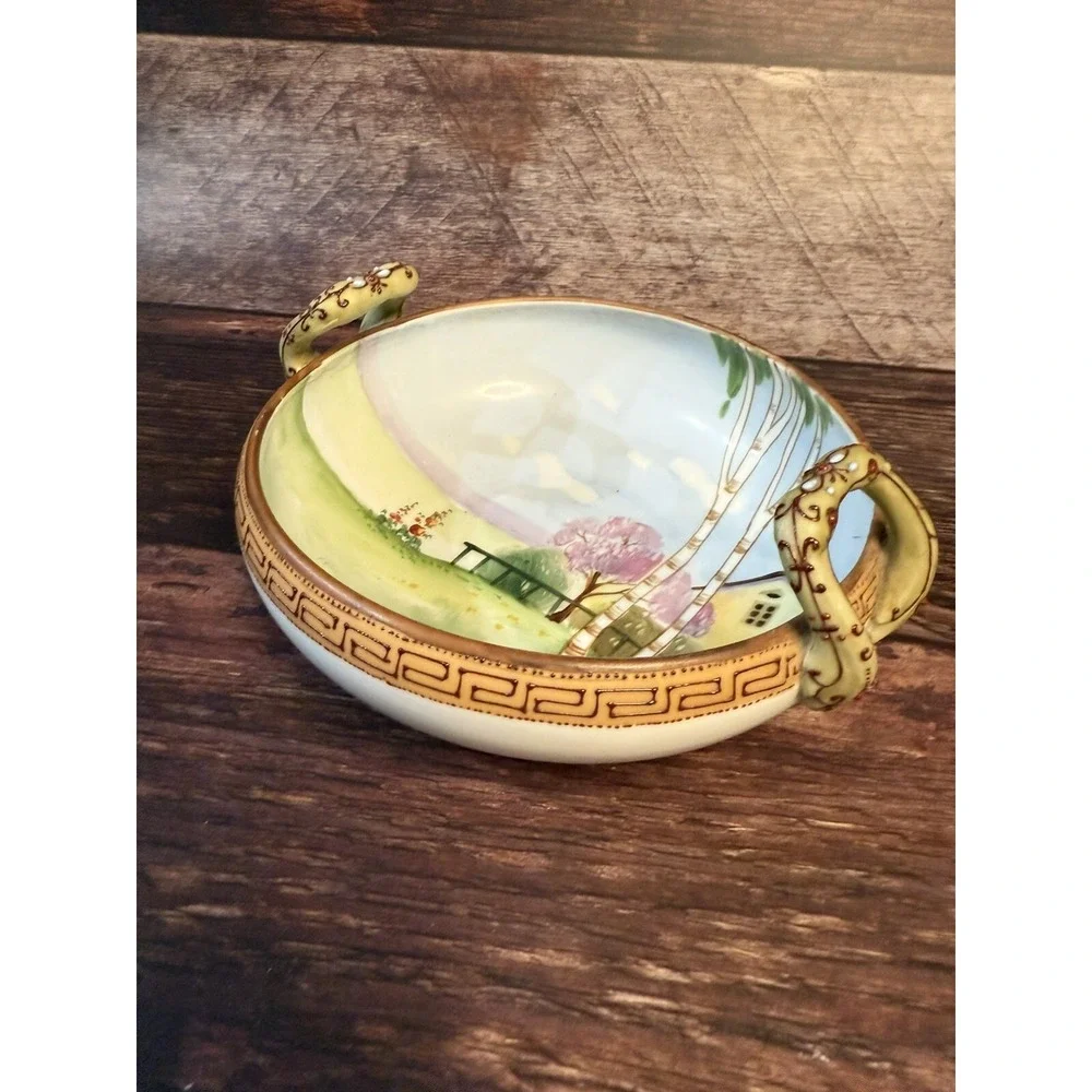 Beautiful Vintage Nippon Porcelain Hand Painted Bowl